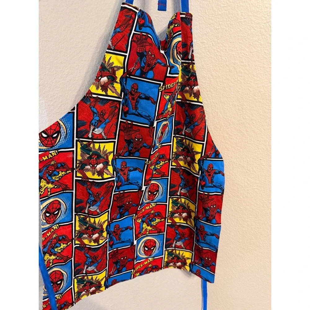 Kids Spiderman Superhero Comic Apron Blue Red Graphic REVERSIBLE 4/5